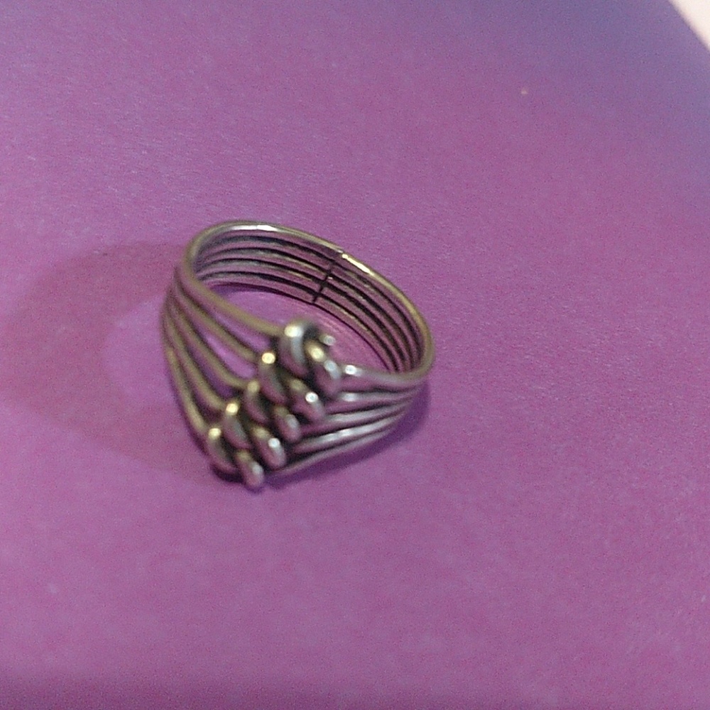 Vintage sterling silver ring